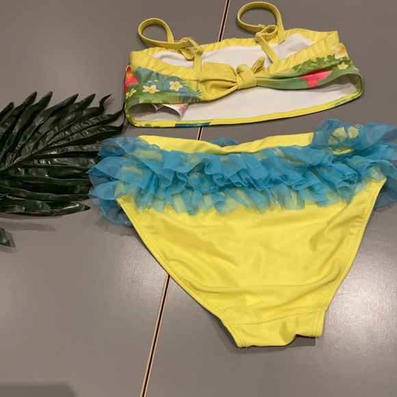Disney fairies  2 piece Swimwear.  Size: 7/8y The little mermaid design - Picture 3 of 3